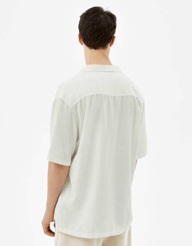 Kurzärmeliges Hemd im Relaxed Fit